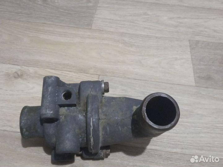 Корпус термостата в сборе