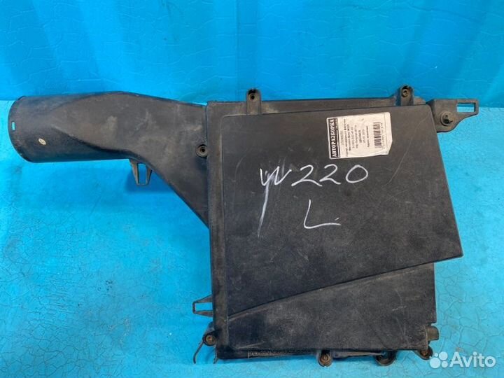 Корпус воздушного фильтра Mercedes Benz W220