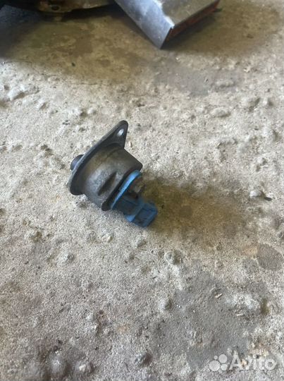 Датчик распредвала Ford Volvo