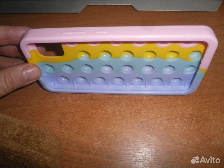 Чехол силиконовый на iPhone 12