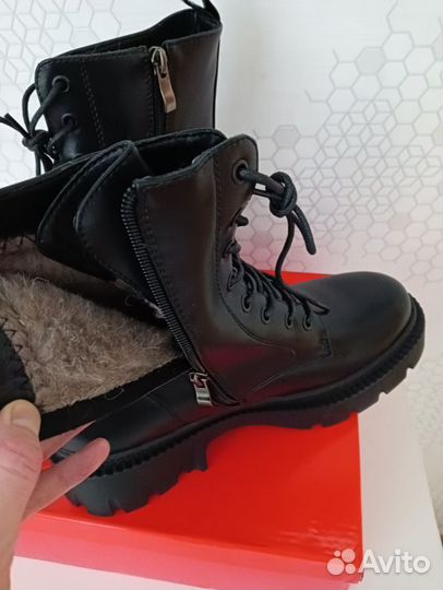 Ботинки женские зимние 38 размера новые