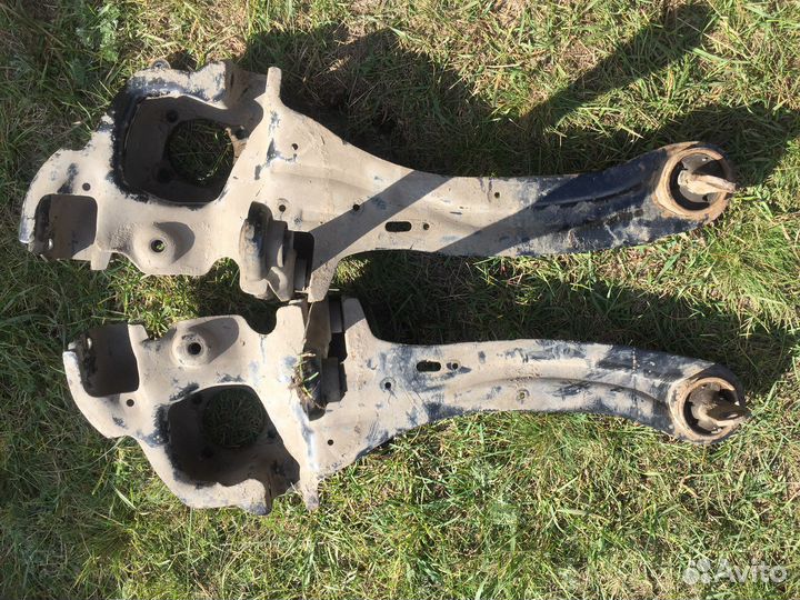 Продольный задний левый рычаг форд фокус 2