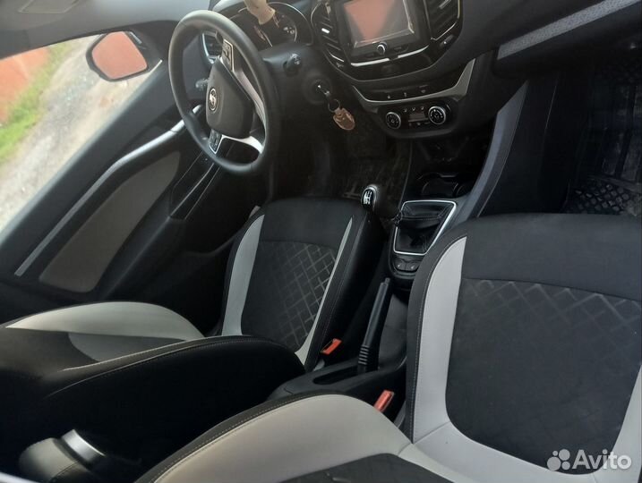 LADA Vesta 1.6 МТ, 2018, 11 000 км