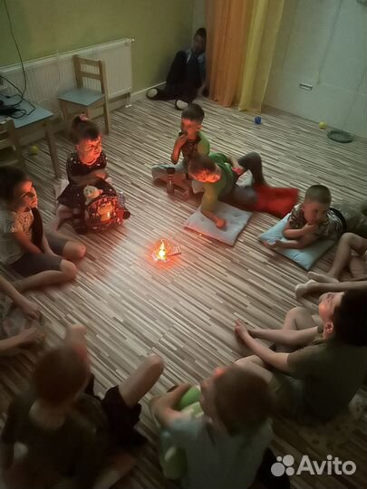 Вожатый в городской лагерь