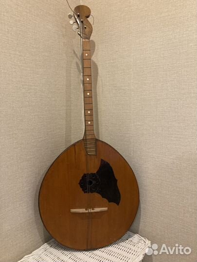 Домра концертная большая