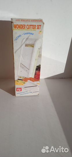 Кухонный измельчитель (овощерезка)