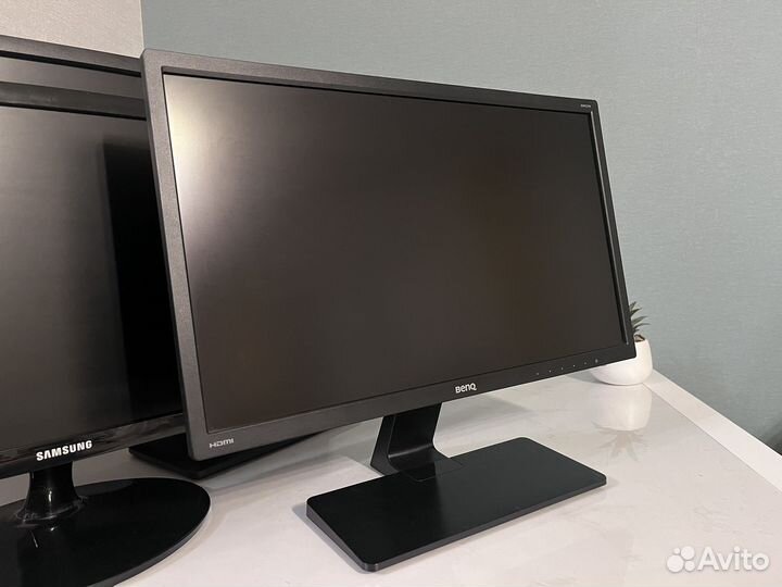 Мониторы разные 22-24 дюйма