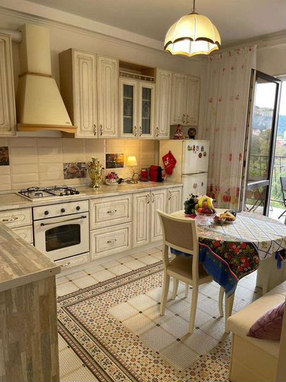 3-к. квартира, 70 м², 3/11 эт.