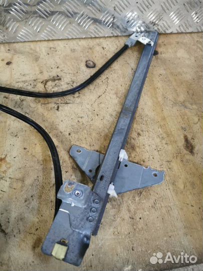 Стеклоподъемник задний левый Peugeot 307 уневерсал