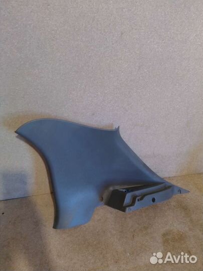 Пластик задней стойки Chevrolet Lacetti