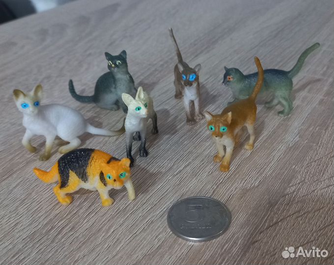 Кошки игрушка