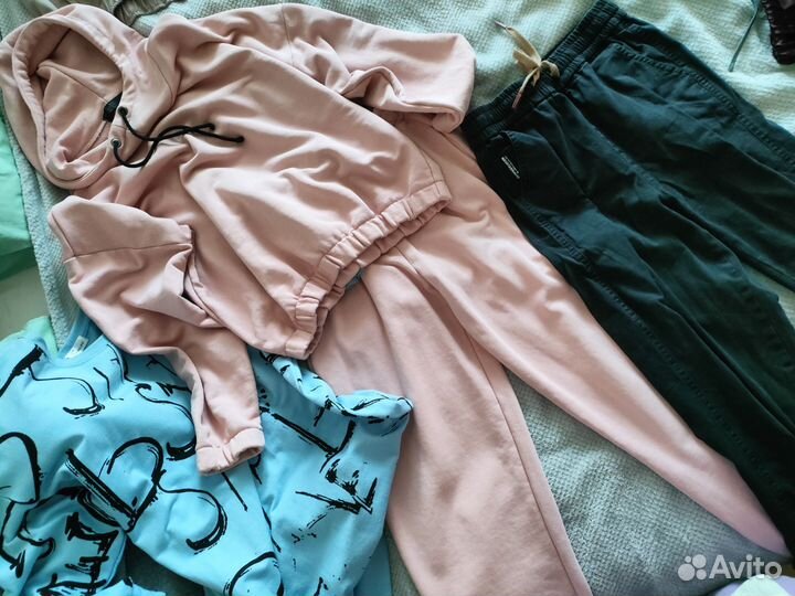 Спортивный костюм женский