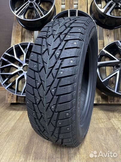 DoubleStar DW01 225/50 R17 94T