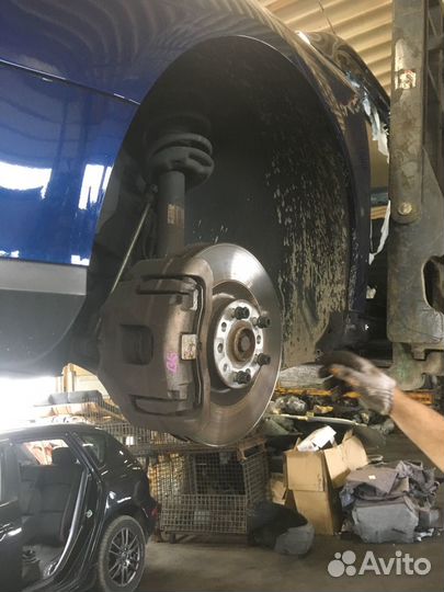 Амортизатор передний сборе passat b6