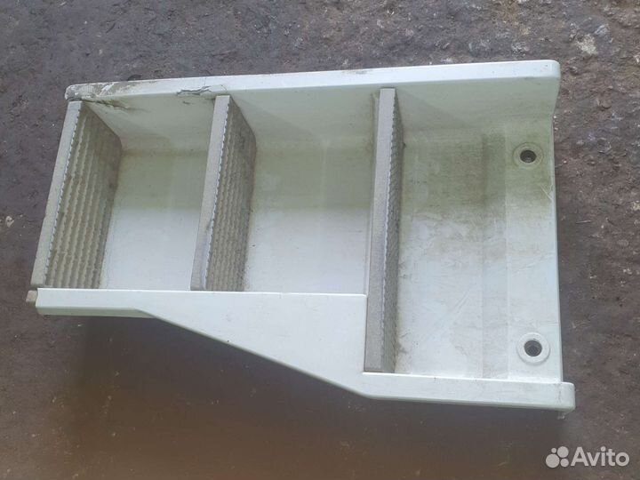 Подножка правая Renault Magnum Mack