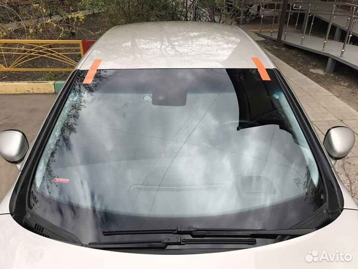 Лобовое стекло на Suzuki SX4