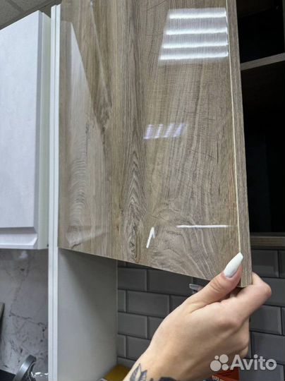 Кухня с пеналами в наличии