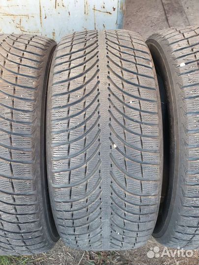 Michelin Latitude Alpin LA2 255/55 R18
