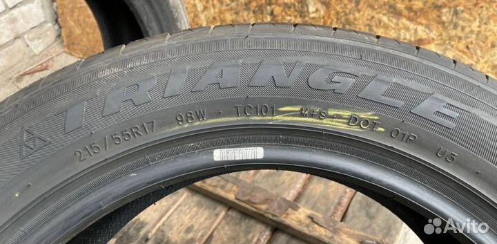 Triangle AdvanteX TC101 215/55 R17