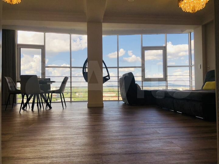 Квартира-студия, 57 м², 11/12 эт.