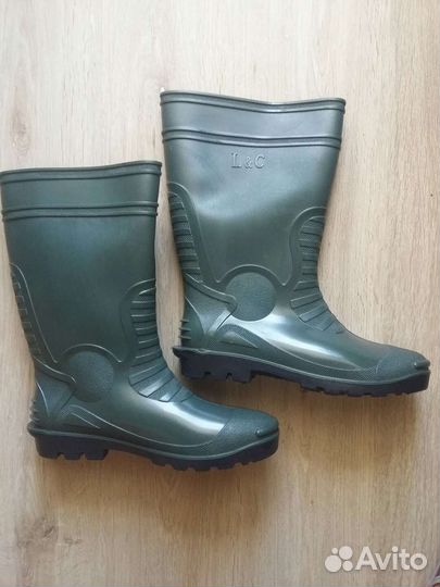 Сапоги новые резиновые 45