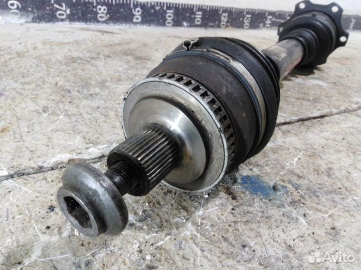 Привод передний правый