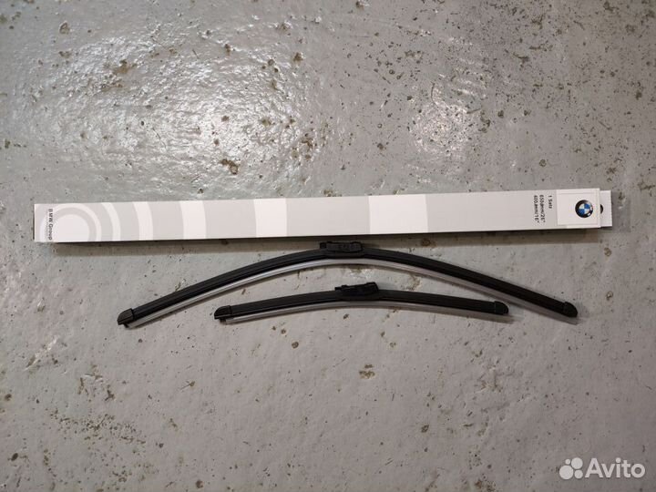 Щетки стеклоочистителя (дворники) BMW 61615A27D68