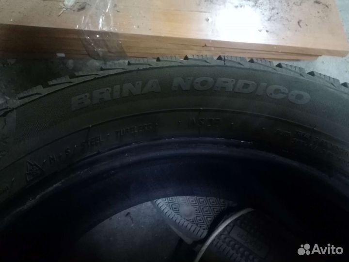 Accelera 651 215/55 R17