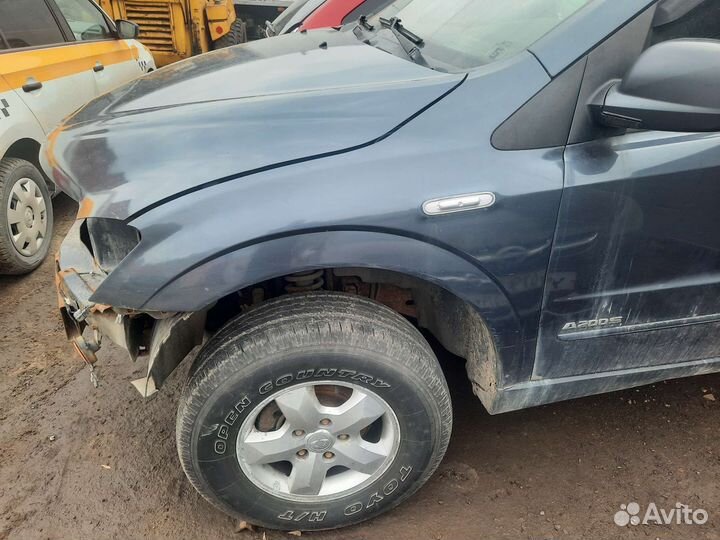 Крыло переднее ссангенг Актион Спорт 1