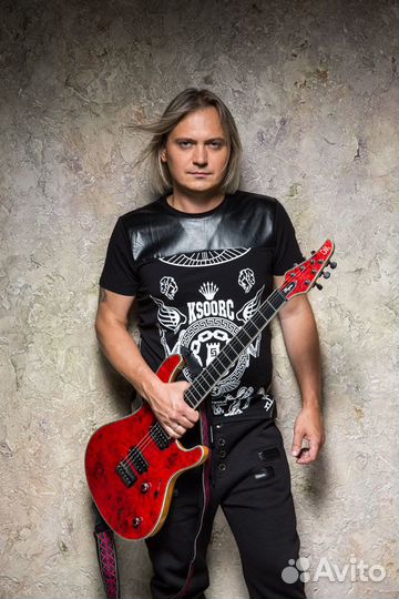 Преподаватель гитары