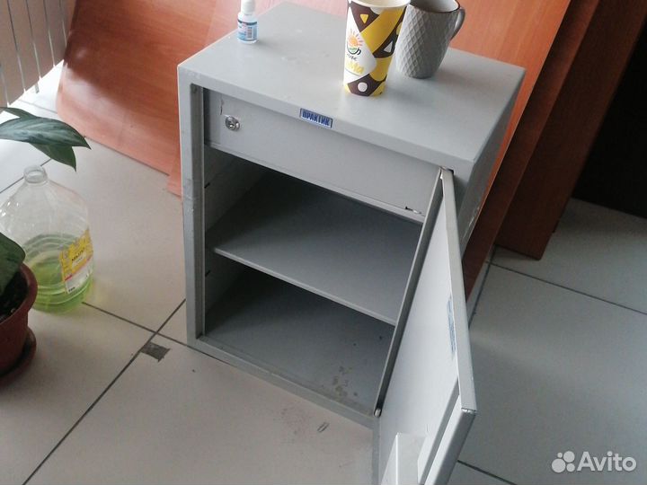 Сейф, шкаф металлический