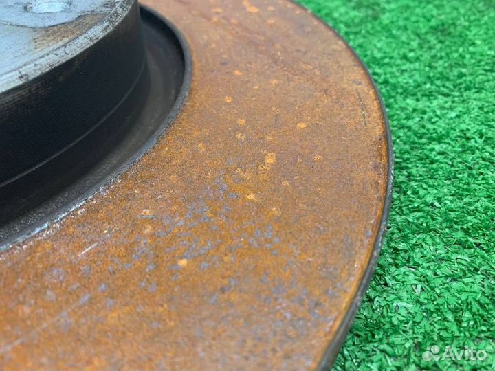 Диск тормозной передний Audi Q3 8U cczc 2013