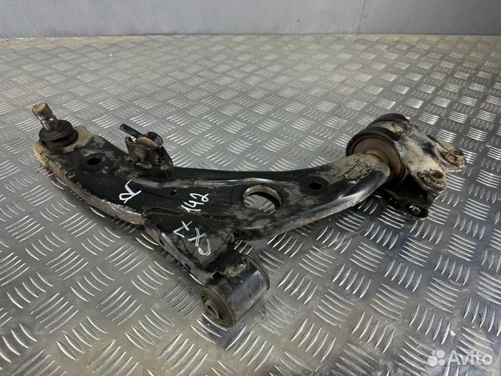 Рычаг подвески нижний передний правый Mazda Cx7