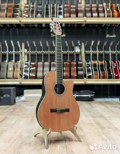 Applause AB24CII-CED Balladeer Mid Cutaway Nylon