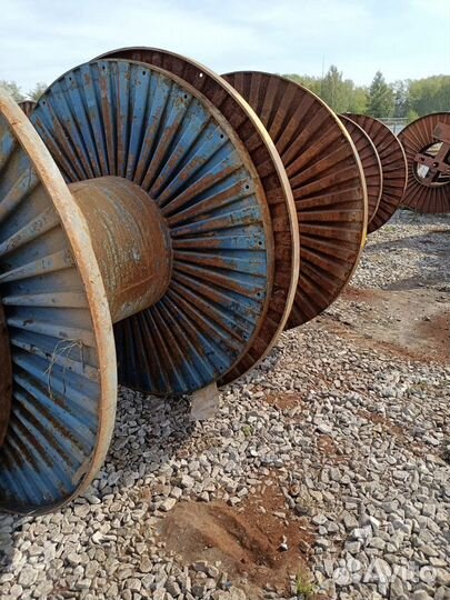 Металлические кабельные катушки