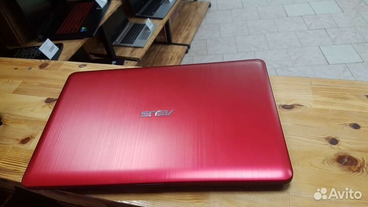 Ноутбук Asus 4 ядерный 4Гб SSD Geforce GT810M