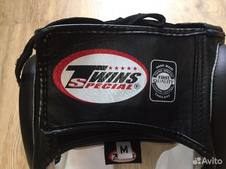 Боксерский шлем Twins M