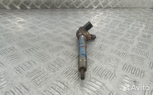 Форсунка дизельная audi A4 B8 (DEA33AL03)