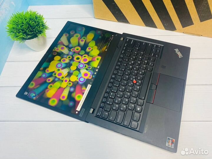 Крутой Lenovo Thinkpad T14 Gen 2 Ryzen-7 PRO 5850U