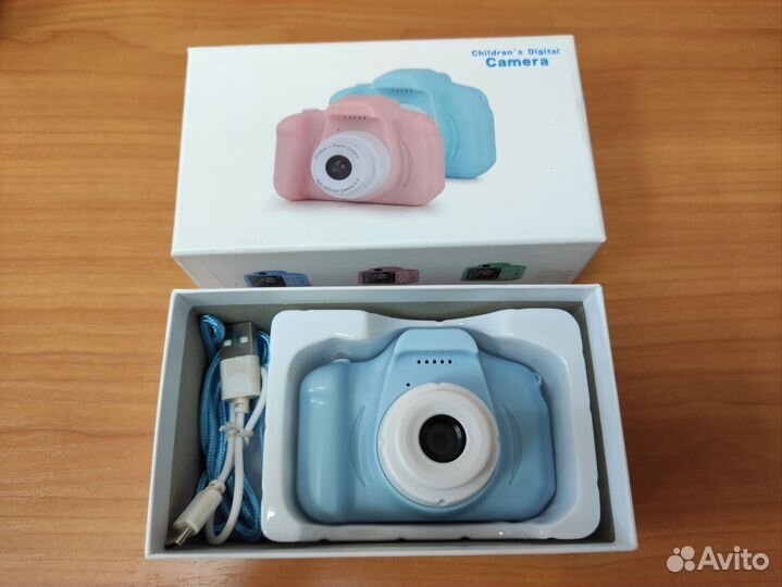 Детский фотоаппарат (игрушка)