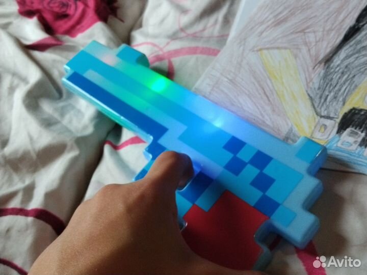 Игрушечный пистолет