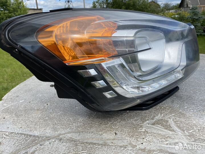 Фара передняя правая на Ssang Yong Actyon