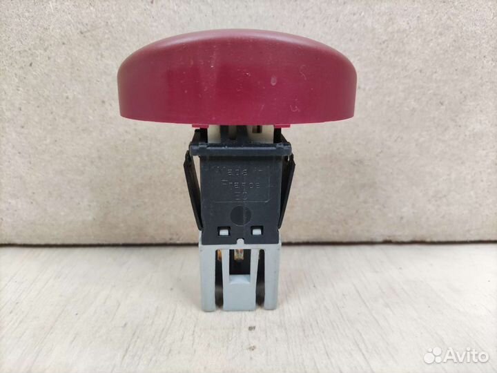 Кнопка аварийки Citroen Xsara Picasso