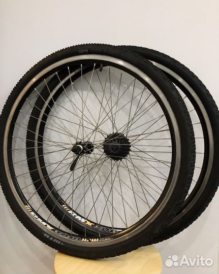 Шоссейные колеса 28’ 700x40c и система с кареткой