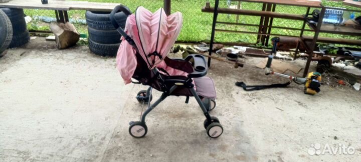 Прогулочная коляска