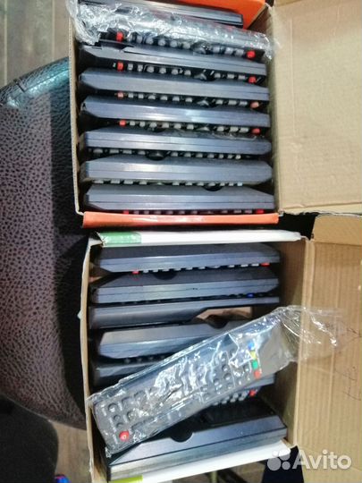 Продам тв приставки на запчасти 77 штук