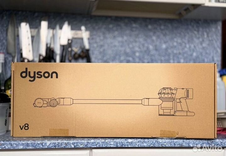 Пылесос Dyson V8