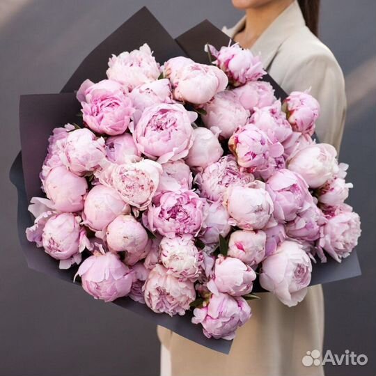 Букет пионов