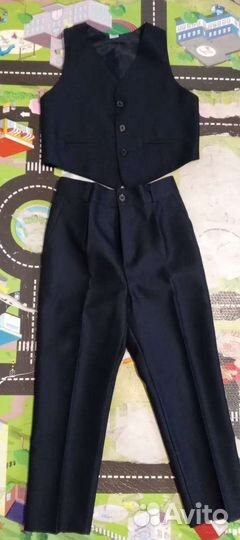 Костюм (брюки+жилет) на мальчика