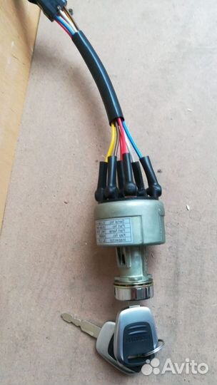 Замок зажигания Hitachi zx450hld